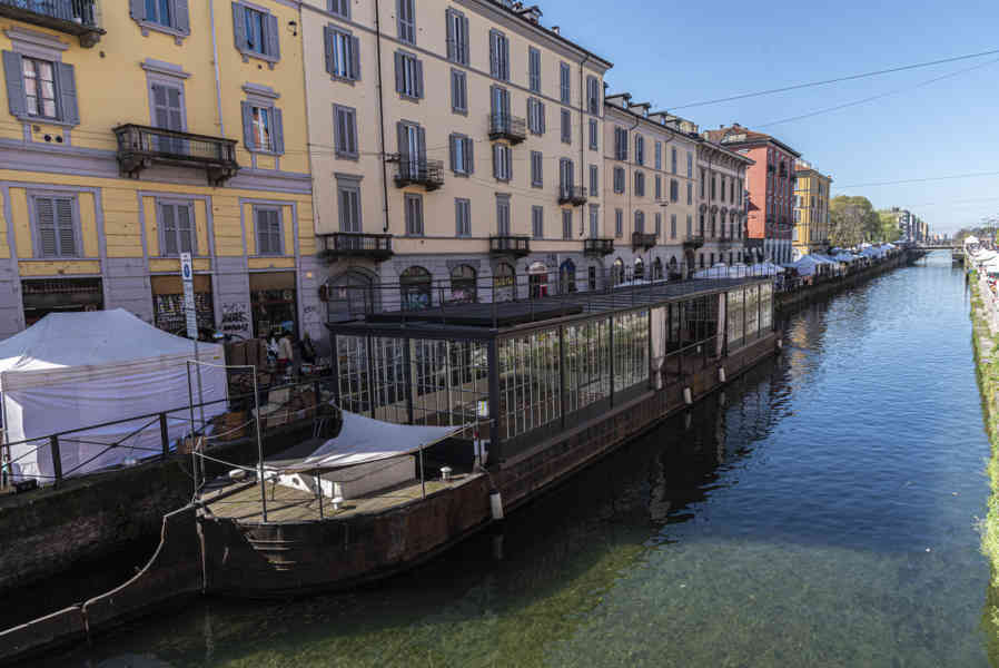Italia - Milán 173 - barrio de Navigli.jpg
